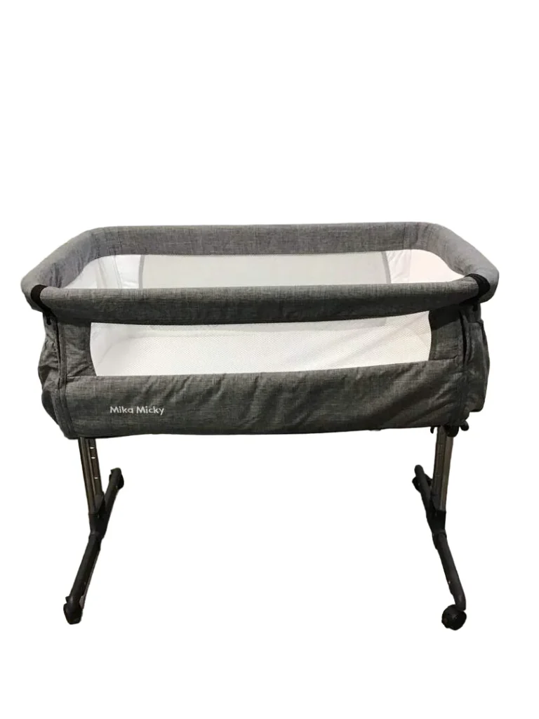 Mika Micky Bedside Sleeper Bassinet